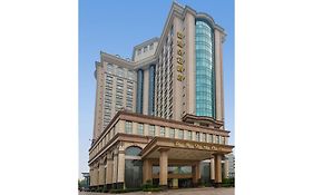 โรงแรมแกรนด์ รอยัล